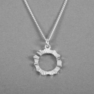 Aurora Crown Medium - Silverhalsband