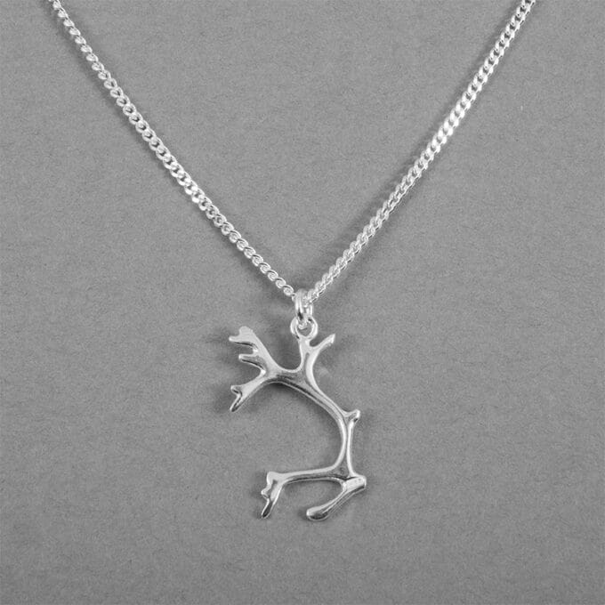 Renhorn Tjoarvve - silverhalsband