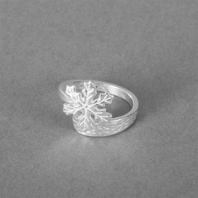 Snow Star – Silver Ring Snöstjärna – Silverring