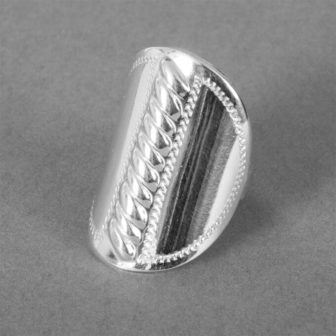 Stor knappring – Silverring Stor knappring – Silverring