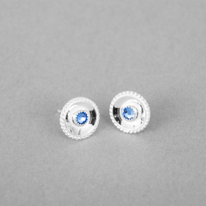 Sápmi – Silverörhängen med stift Sápmi – Silverörhängen med stift