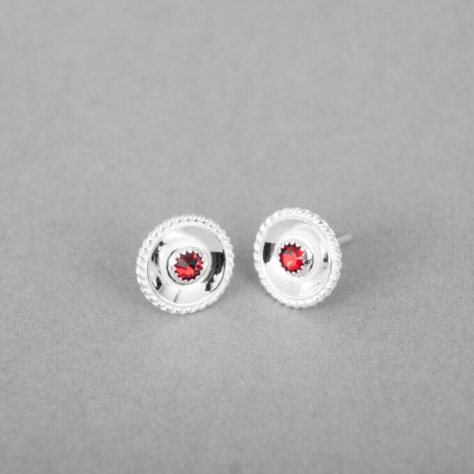 Sápmi – Silverörhängen med stift Sápmi – Silverörhängen med stift