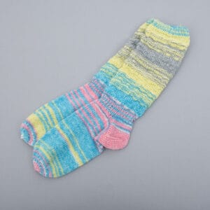 Hemstickade sockor – ullstrumpor