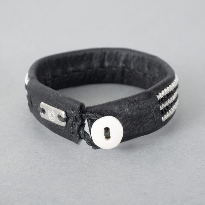 Tennarmband Black stripes Tennarmband Black stripes